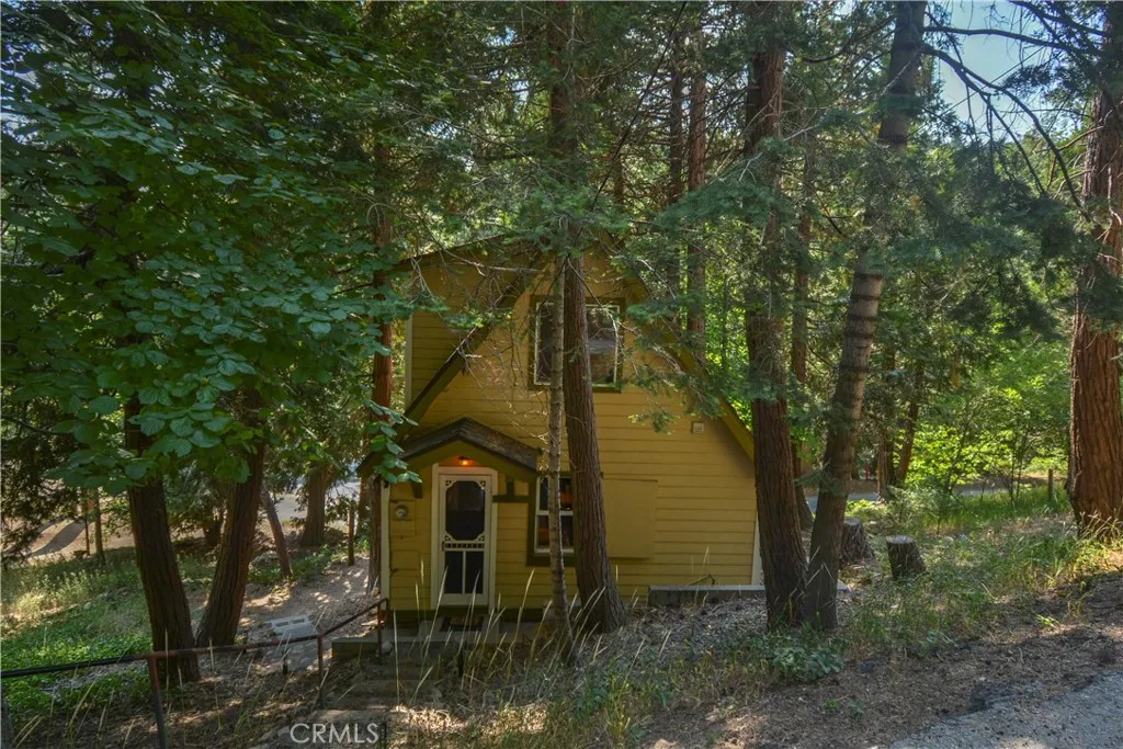 761 Arrowhead Villa Road, Lake Arrowhead, California 92352 home-pic-13
