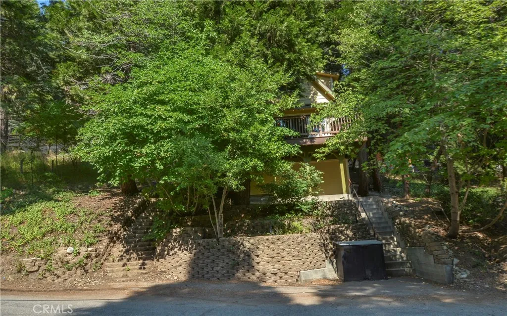 761 Arrowhead Villa Road, Lake Arrowhead, California 92352 home-pic-20