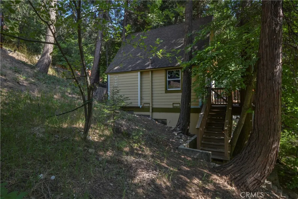 761 Arrowhead Villa Road, Lake Arrowhead, California 92352 home-pic-30
