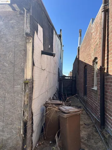 View of side of home
