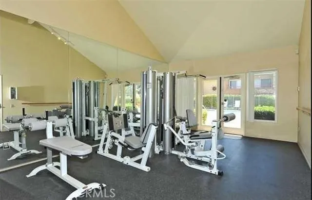 15273 Maturin Drive 40, San Diego, California 92127 home-pic-17