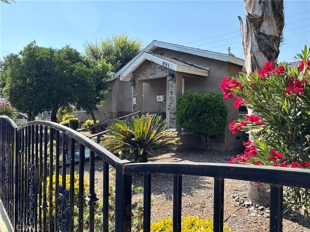 991 W 3rd Street, Pomona, California 91766, ,Residential Income,For Sale,3rd,PW25174106