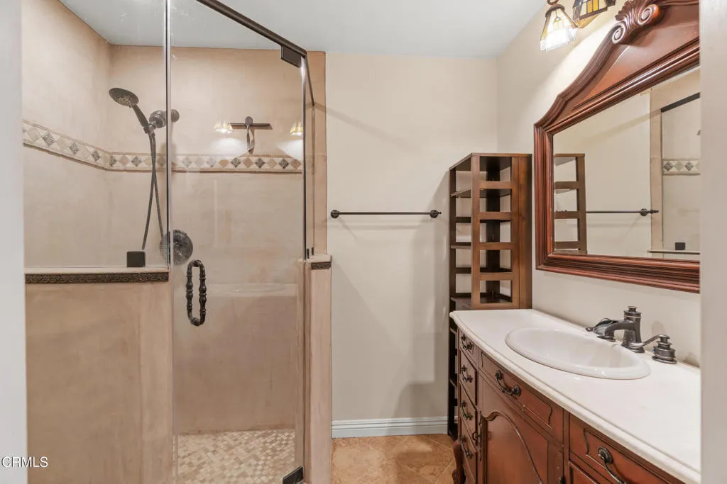 5197 Teton Lane Lane, Ventura, California 93003 home-pic-23