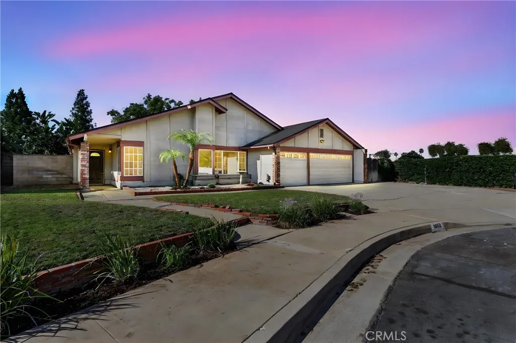 1042 Bassett Court, San Dimas, California 91773, 3 Bedrooms Bedrooms, ,2 BathroomsBathrooms,Residential Lease,For Rent,Bassett,PW25157613