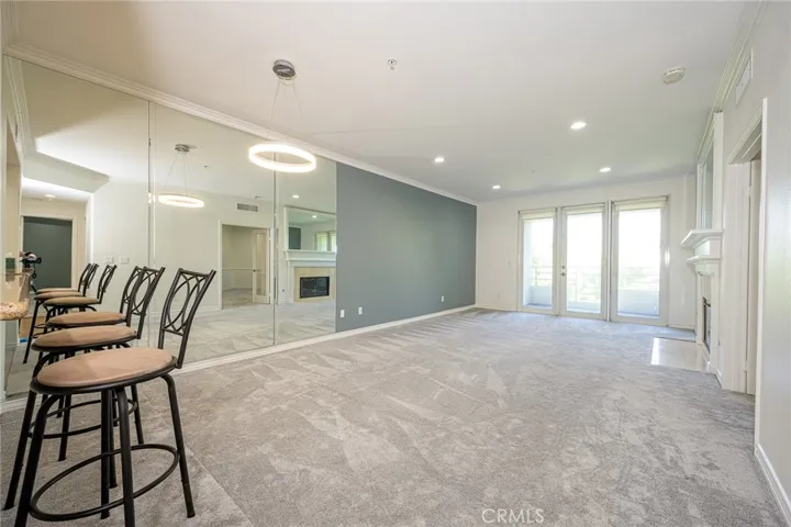 2243 Martin 209, Irvine, California 92612