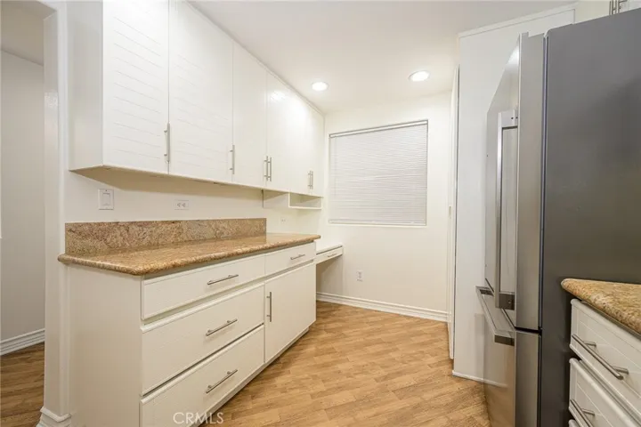 2243 Martin 209, Irvine, California 92612