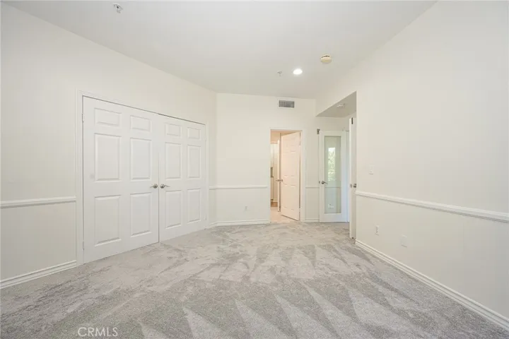 2243 Martin 209, Irvine, California 92612