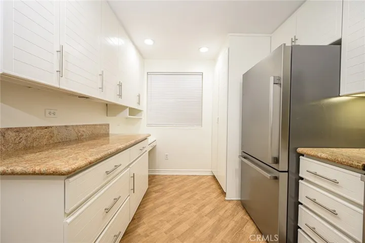 2243 Martin 209, Irvine, California 92612