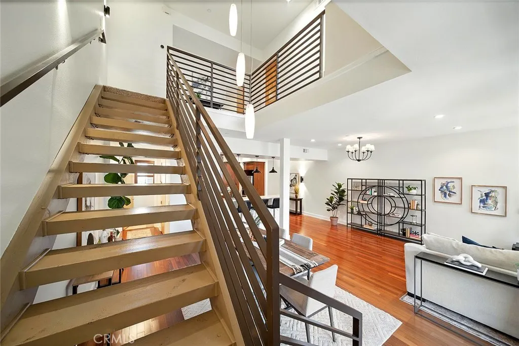 395 East 4th Street 39, Long Beach, California 90802 home-pic-18