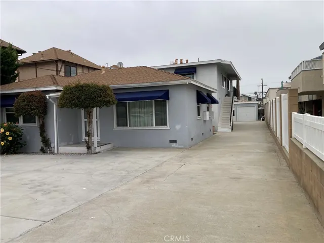 2607 Rockefeller Lane, Redondo Beach, California 90278