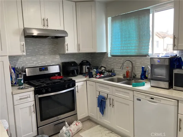 2607 Rockefeller Lane, Redondo Beach, California 90278