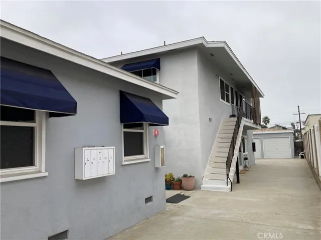 2607 Rockefeller Lane, Redondo Beach, California 90278