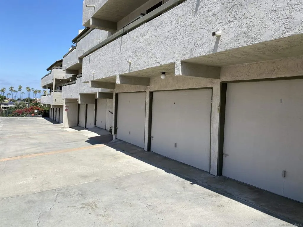 4794 Arizona Street 104, San Diego, California 92116 home-pic-26