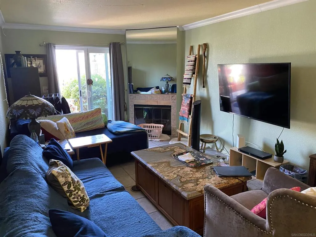 4794 Arizona Street 104, San Diego, California 92116 home-pic-13