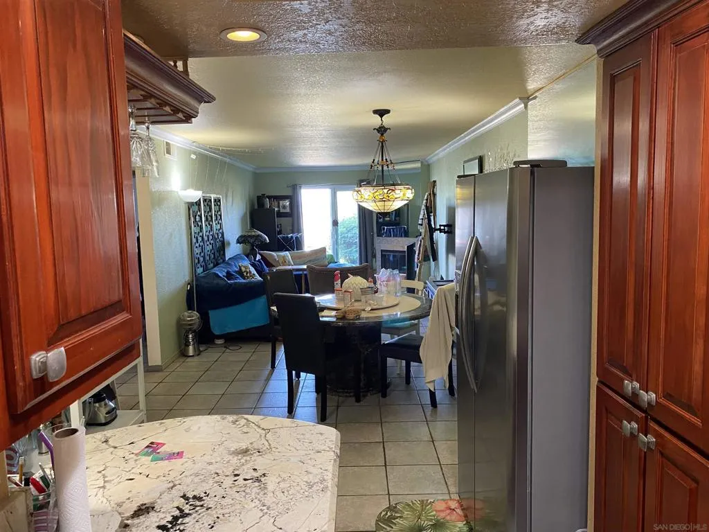 4794 Arizona Street 104, San Diego, California 92116 home-pic-19
