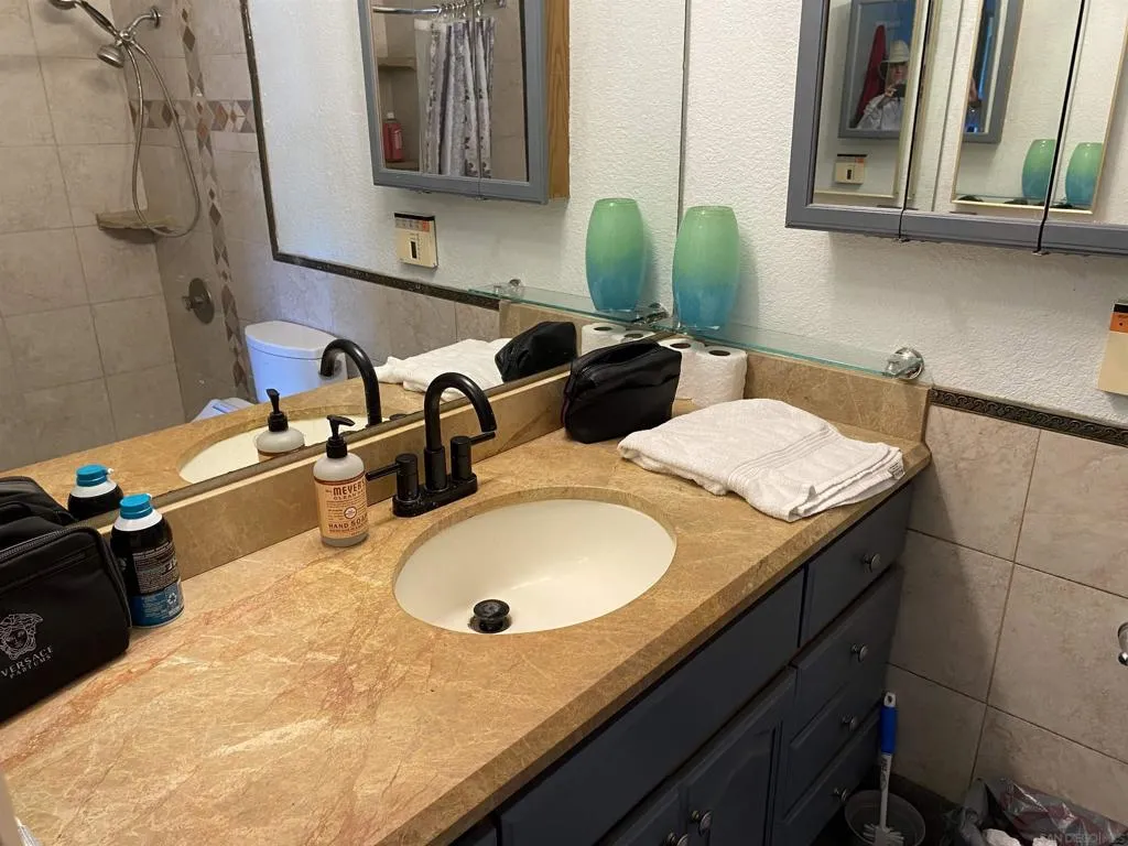 4794 Arizona Street 104, San Diego, California 92116 home-pic-10