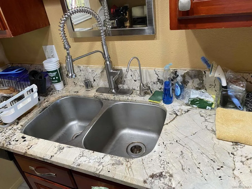 4794 Arizona Street 104, San Diego, California 92116 home-pic-21