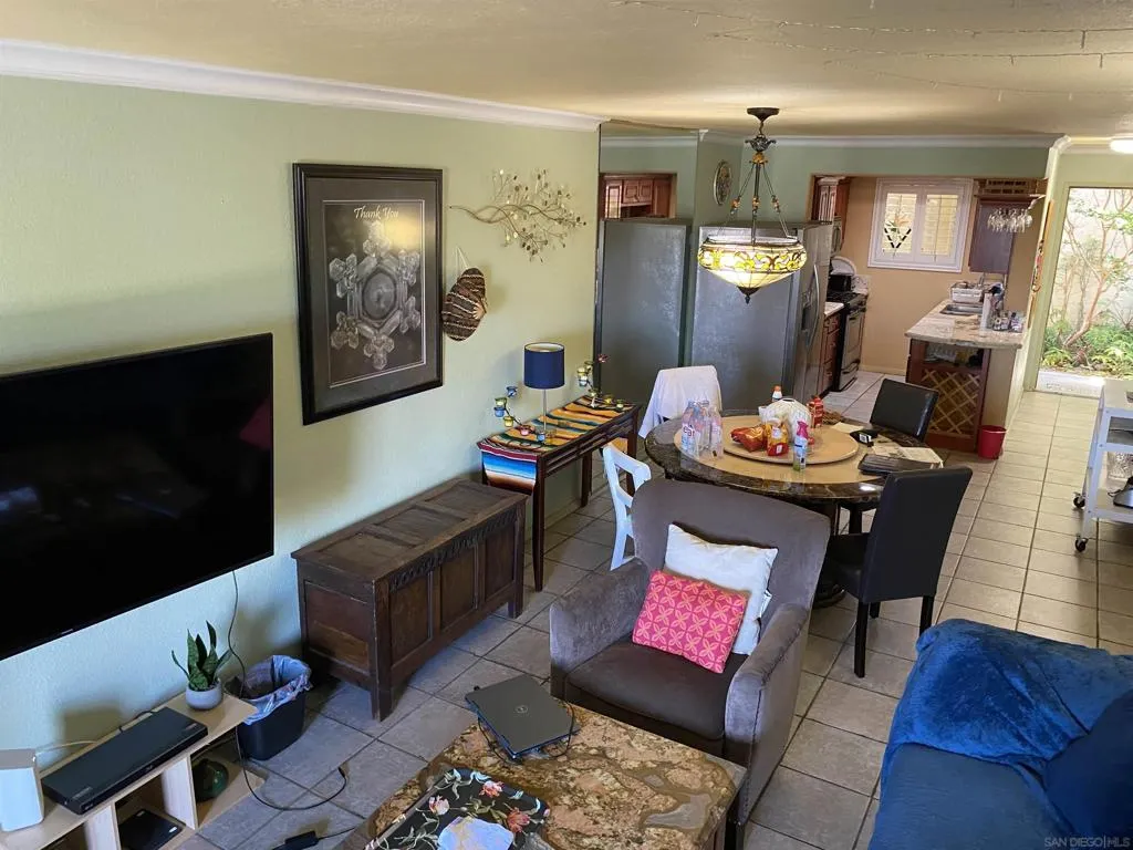 4794 Arizona Street 104, San Diego, California 92116 home-pic-5