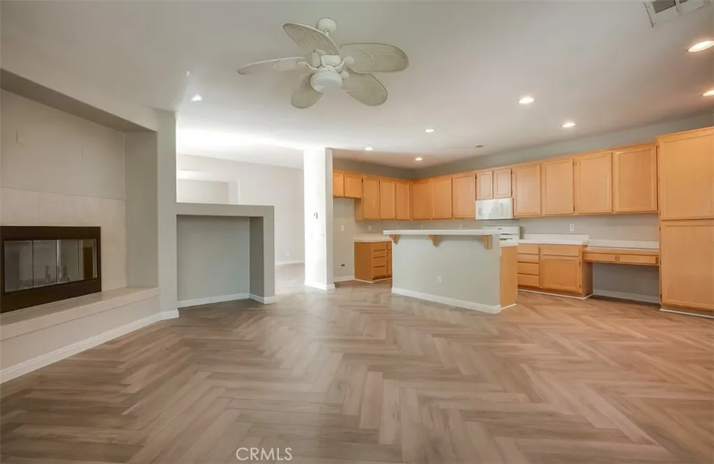 28320 Grandview Drive, Moreno Valley, California 92555 home-pic-25
