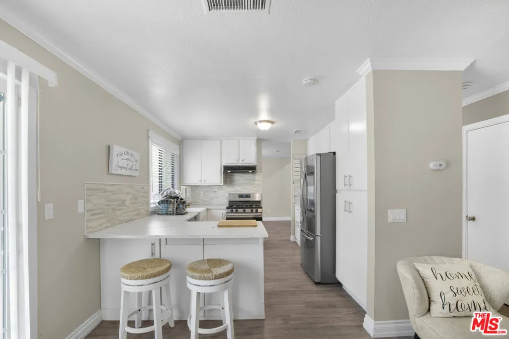 1511 Yardley Street, San Bernardino, California 92407 home-pic-6