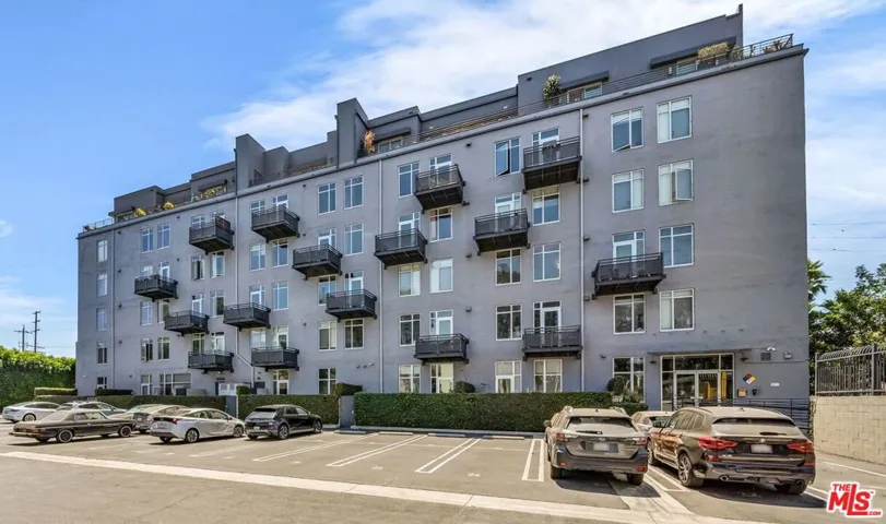 825 E 4th Street 103, Los Angeles, California 90013