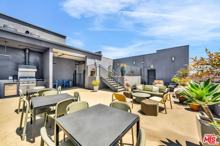 825 E 4th Street 103, Los Angeles, California 90013
