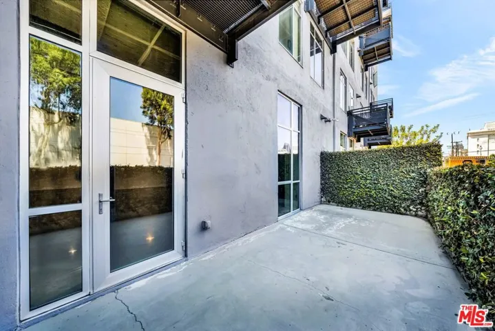 825 E 4th Street 103, Los Angeles, California 90013