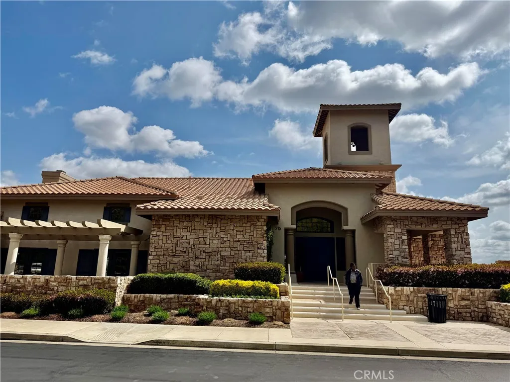 21 Via Palmieki Court, Lake Elsinore, California 92532 home-pic-47