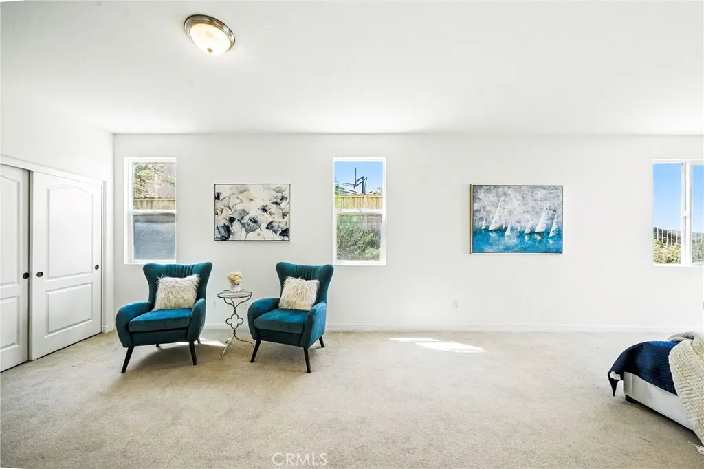 21 Via Palmieki Court, Lake Elsinore, California 92532 home-pic-18
