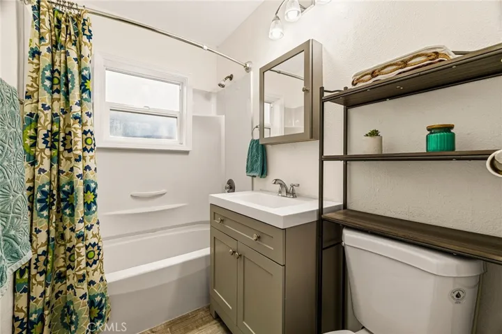1249 Warner Street, Chico, California 95926