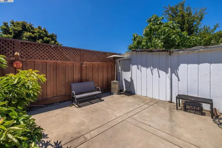 449 Pershing Dr, San Leandro, California 94577