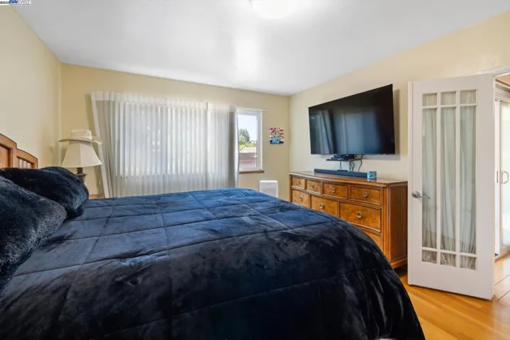 449 Pershing Dr, San Leandro, California 94577