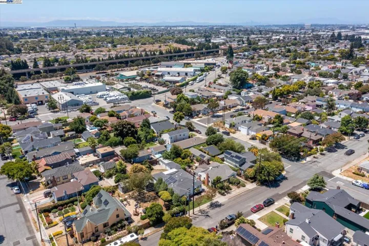 449 Pershing Dr, San Leandro, California 94577