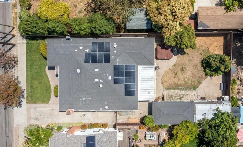 449 Pershing Dr, San Leandro, California 94577