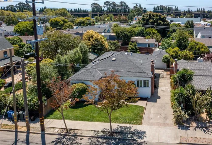 449 Pershing Dr, San Leandro, California 94577