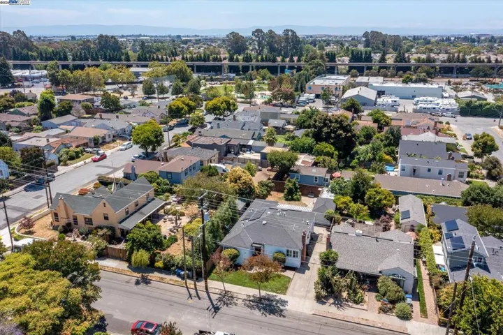 449 Pershing Dr, San Leandro, California 94577