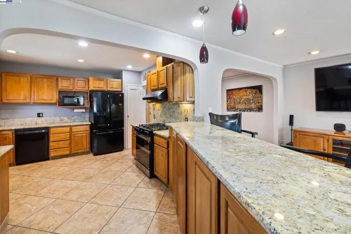 449 Pershing Dr, San Leandro, California 94577