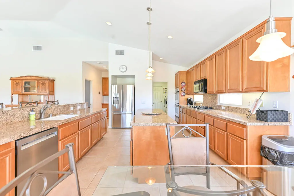 80295 Green Hills Drive, Indio, California 92201 home-pic-14