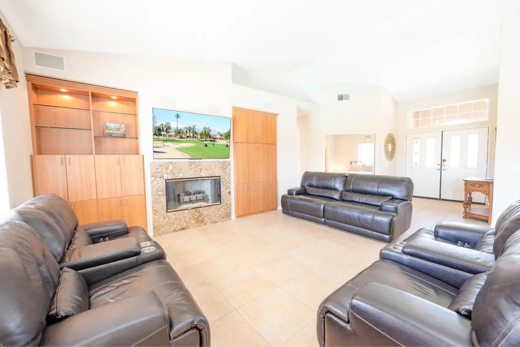 80295 Green Hills Drive, Indio, California 92201 home-pic-8