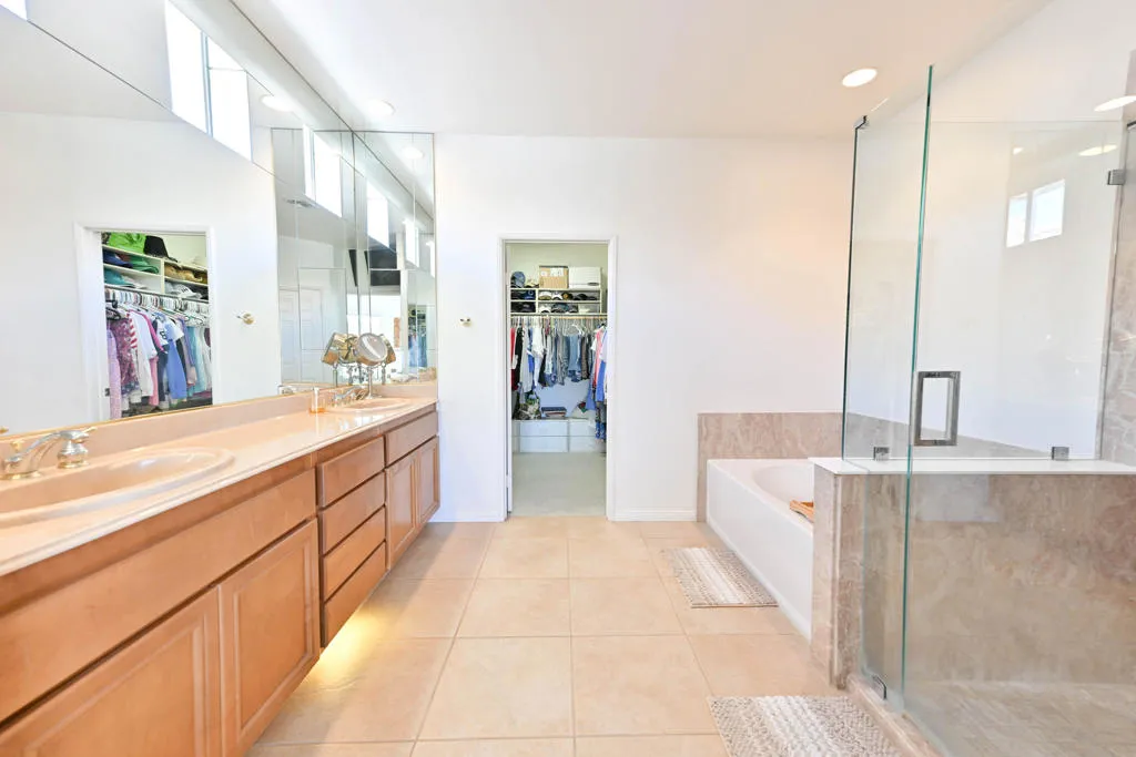 80295 Green Hills Drive, Indio, California 92201 home-pic-19