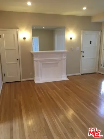 1205 S Ogden Drive 3, Los Angeles, California 90019