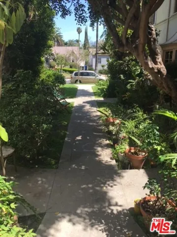 1205 S Ogden Drive 3, Los Angeles, California 90019