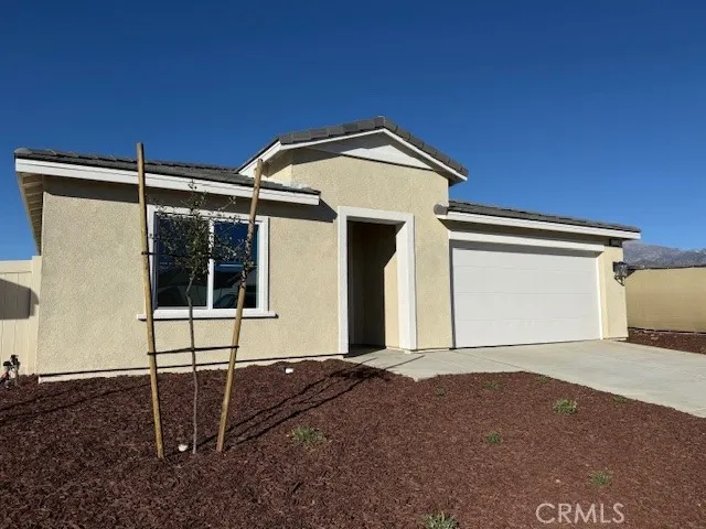1523 Beacon Drive, Beaumont, California 92223 home-pic-3