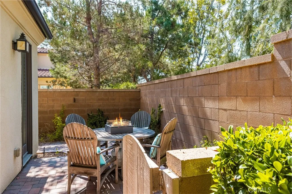 228 Borrego, Irvine, California 92618 home-pic-24