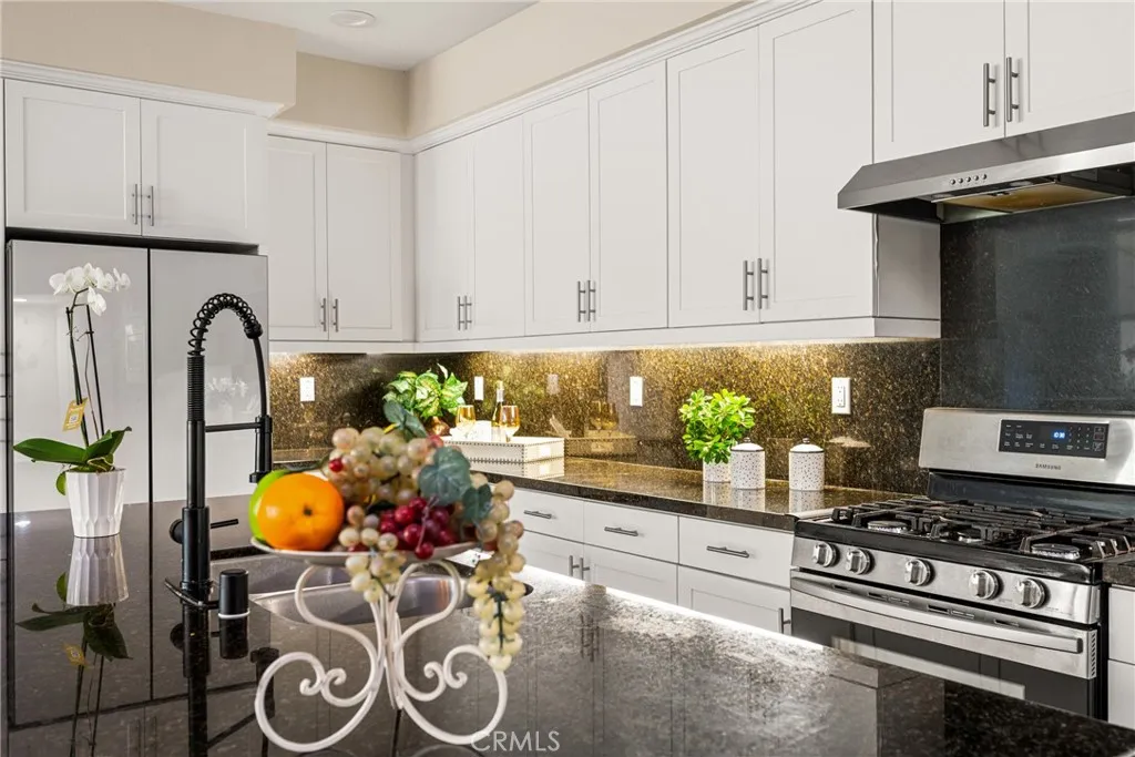 228 Borrego, Irvine, California 92618 home-pic-8