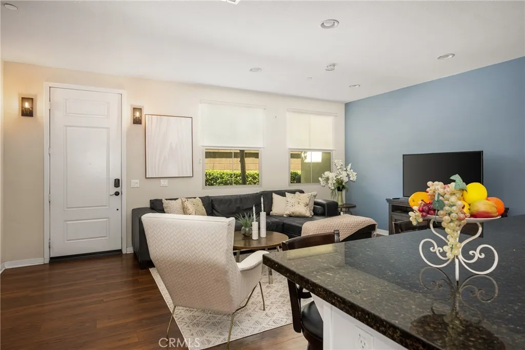 228 Borrego, Irvine, California 92618 home-pic-3