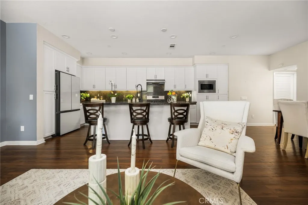 228 Borrego, Irvine, California 92618 home-pic-6