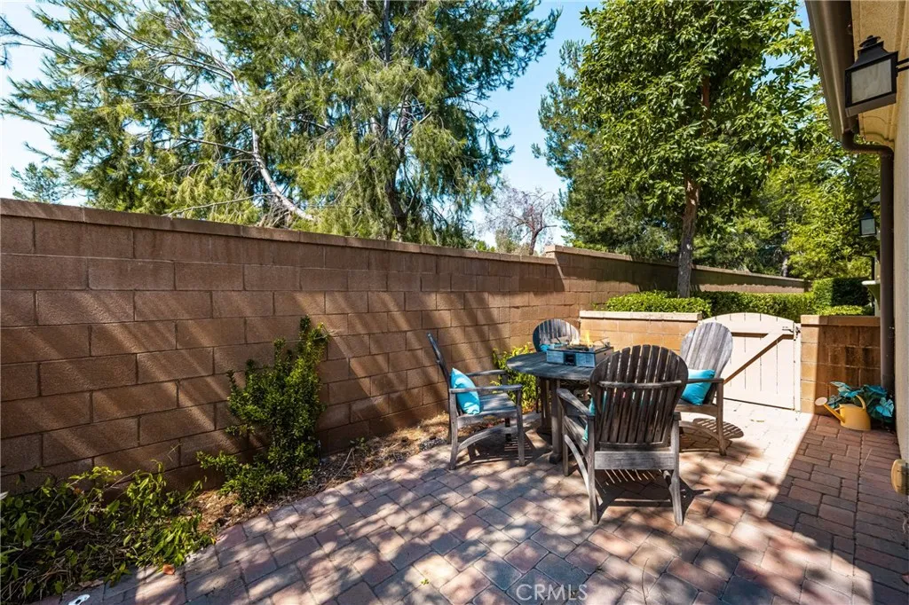 228 Borrego, Irvine, California 92618 home-pic-25