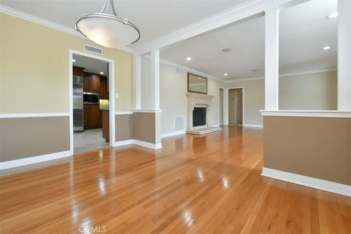 12819 Tiara Street, Valley Village, California 91607