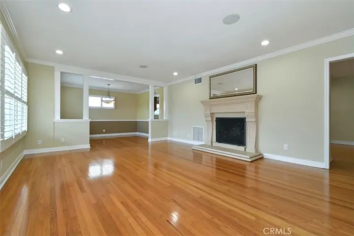 12819 Tiara Street, Valley Village, California 91607